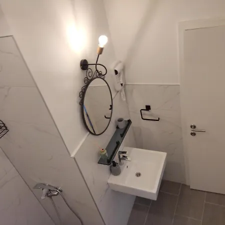 Fedora Old Town * Sarajevo